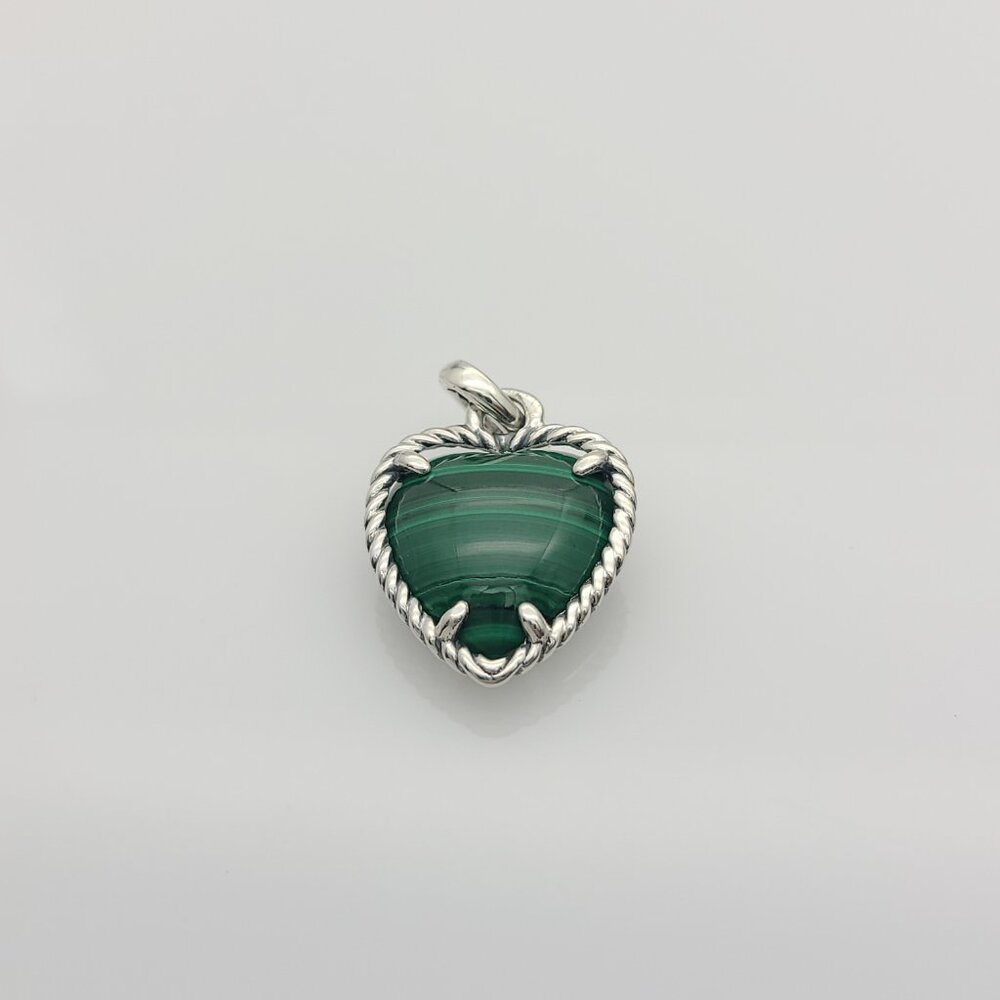David Yurman Heart Malachite Pendant 19x23mm - Picture 4 of 7